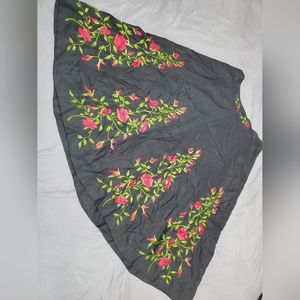 Black and Red Roses Skirt